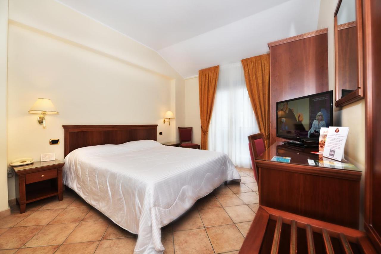 Hotel Ristorante Rossemi San Giovanni Rotondo Zewnętrze zdjęcie