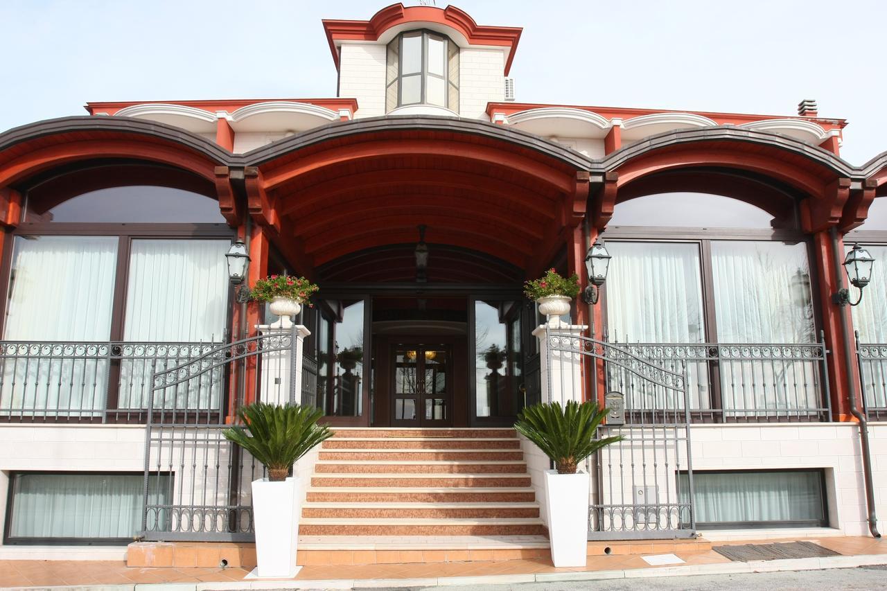 Hotel Ristorante Rossemi San Giovanni Rotondo Zewnętrze zdjęcie