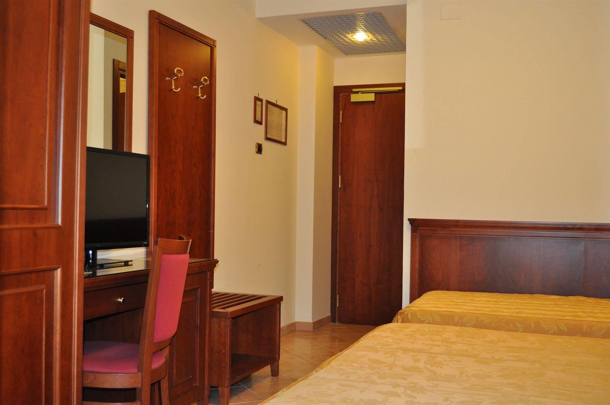 Hotel Ristorante Rossemi San Giovanni Rotondo Zewnętrze zdjęcie