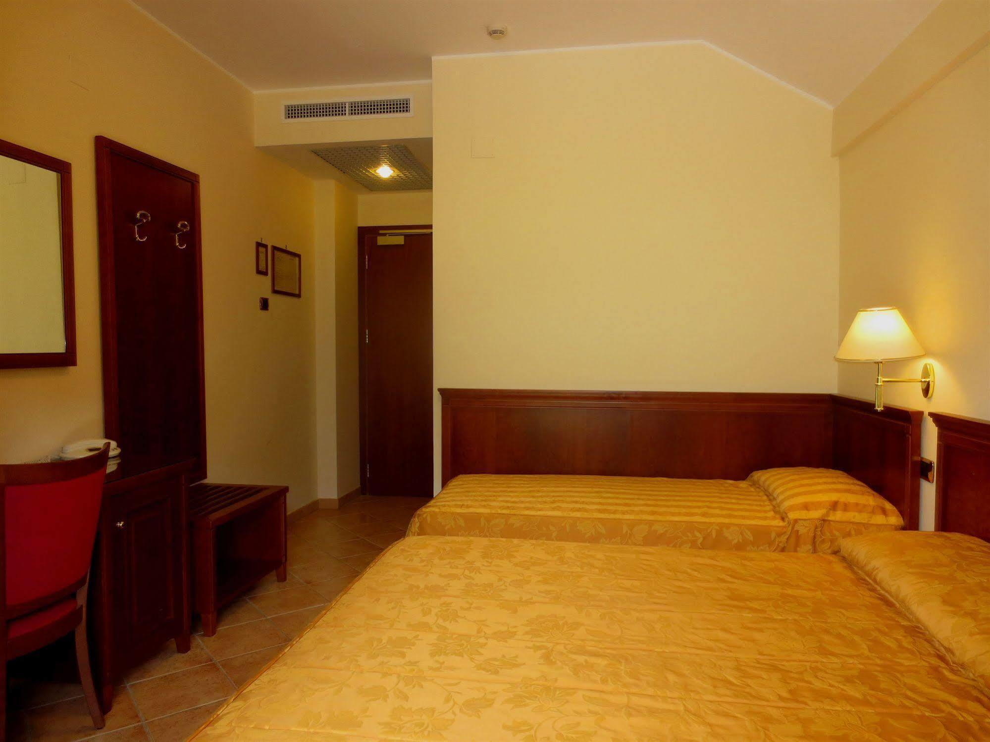 Hotel Ristorante Rossemi San Giovanni Rotondo Zewnętrze zdjęcie